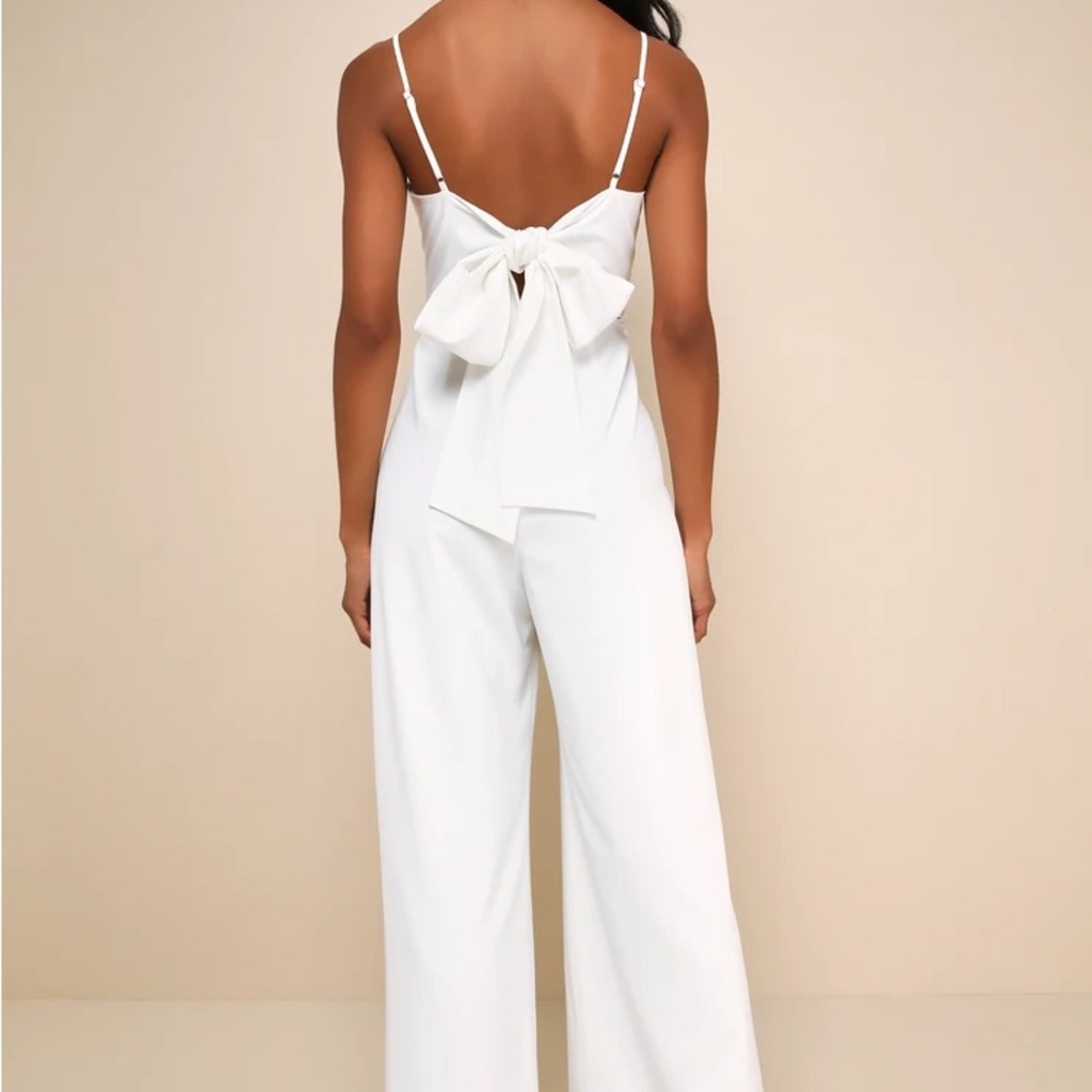 Lulu's White Bow-Back Wide-Leg Jumpsuit NWT